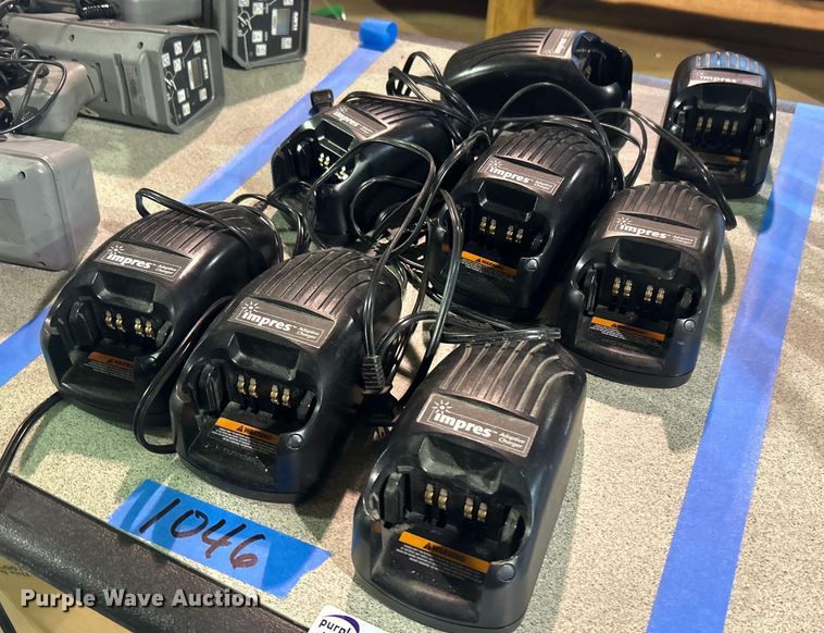 image for item OM9133 (7) Motorola WPLN4114AR Impres Adaptive battery chargers