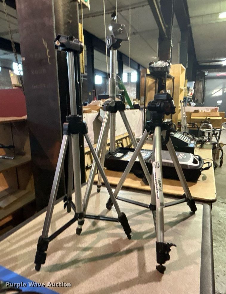 image for item OM9134 Photography equipment