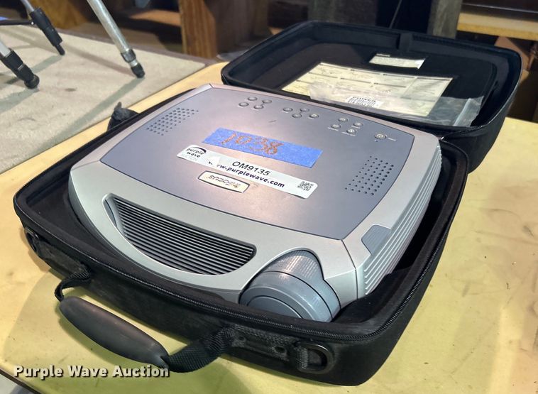 image for item OM9135 InFocus LP650 projector