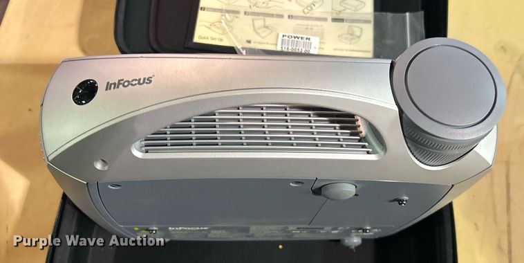 image for item OM9135 InFocus LP650 projector