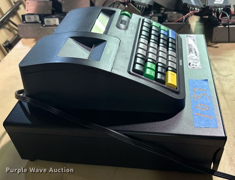 image for item OM9136 Royal 310DX cash register