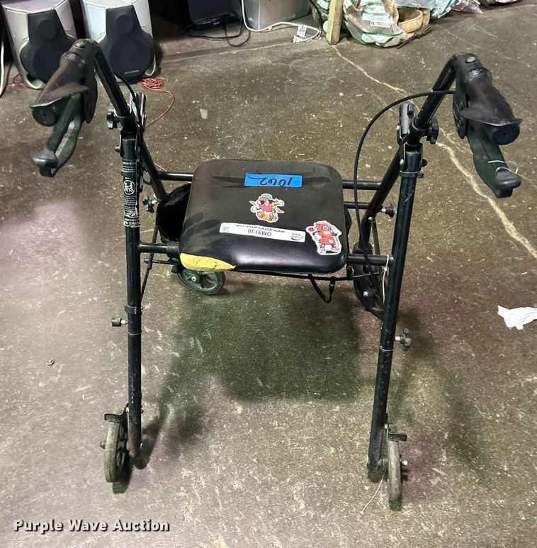 image for item OM9138 Medical supplies