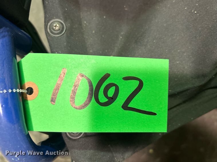 image for item OM9138 Medical supplies