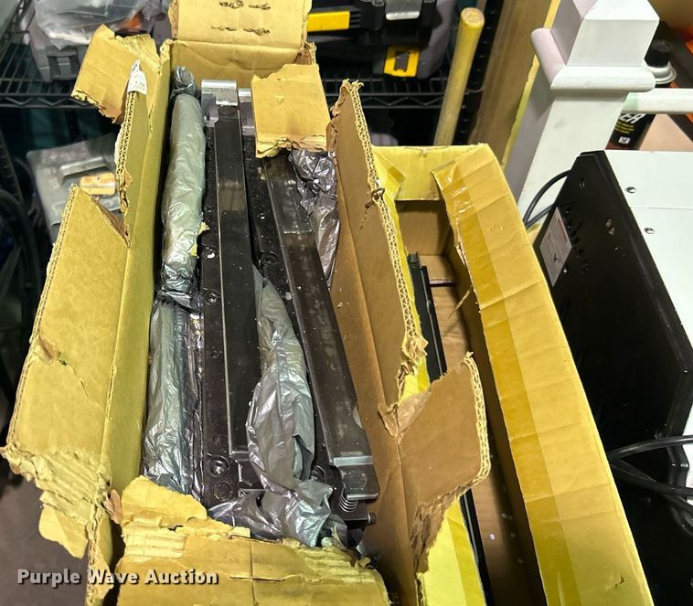 image for item OM9139 Akiles VersaMac punch system