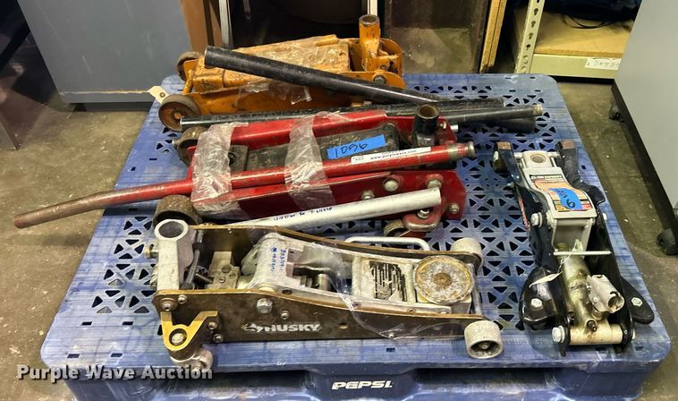 image for item OM9143 (4) Floor jacks