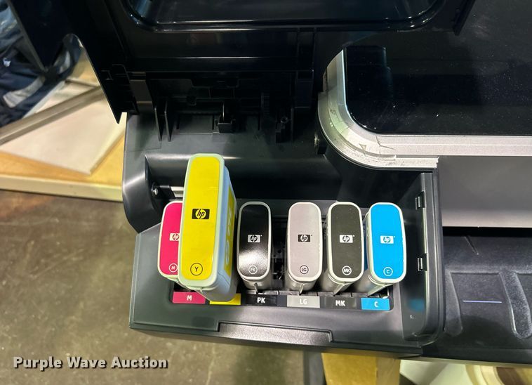 image for item OM9147 HP Design Jet Z5400 44" PostScript printer