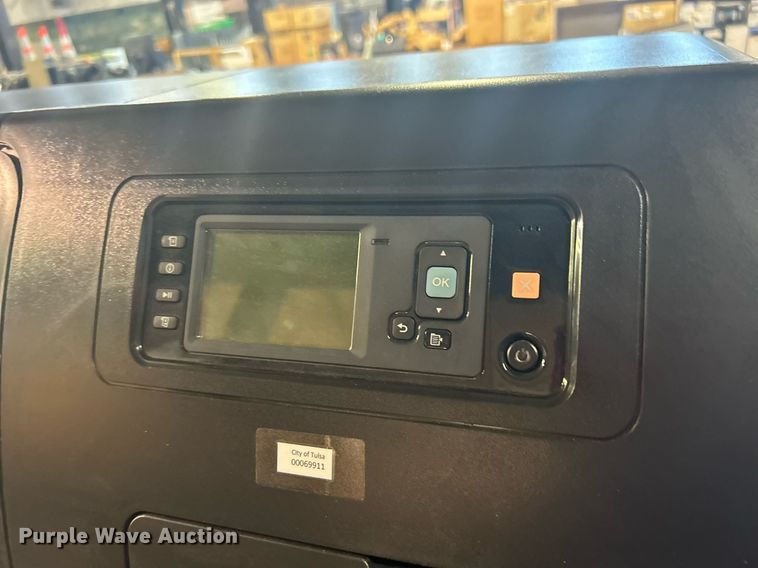 image for item OM9149 HP Design Jet Z6200 42" photo printer