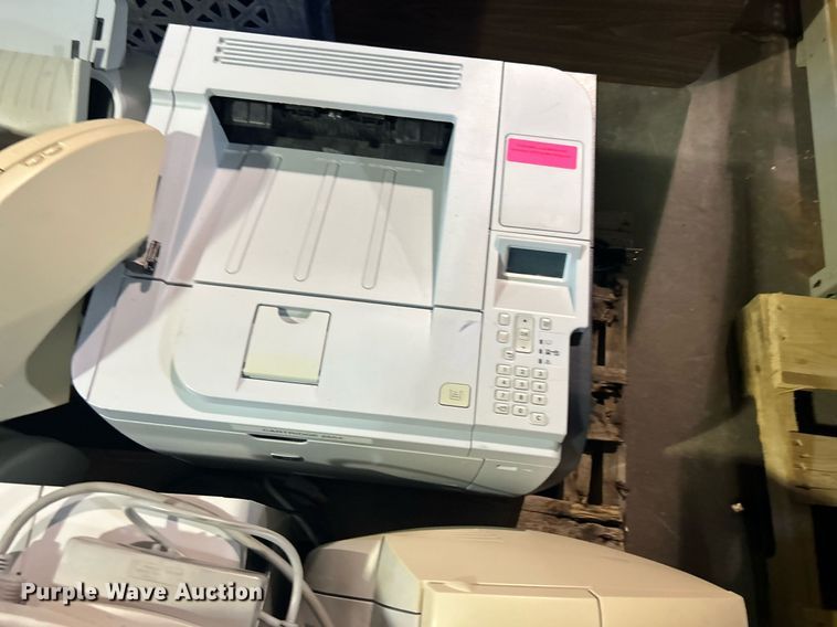 image for item OM9152 Office equipment