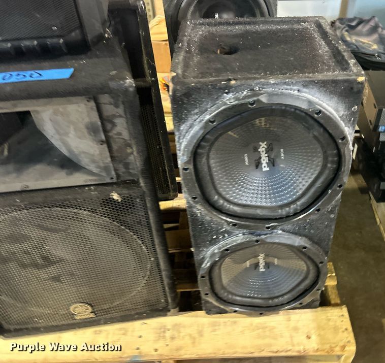 image for item OM9153 Speakers