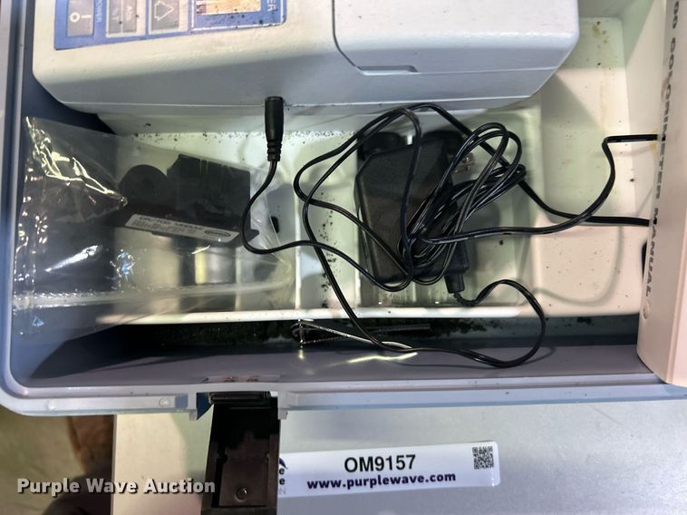 image for item OM9157 Hach DR/700 Coloimeter water testing equipment