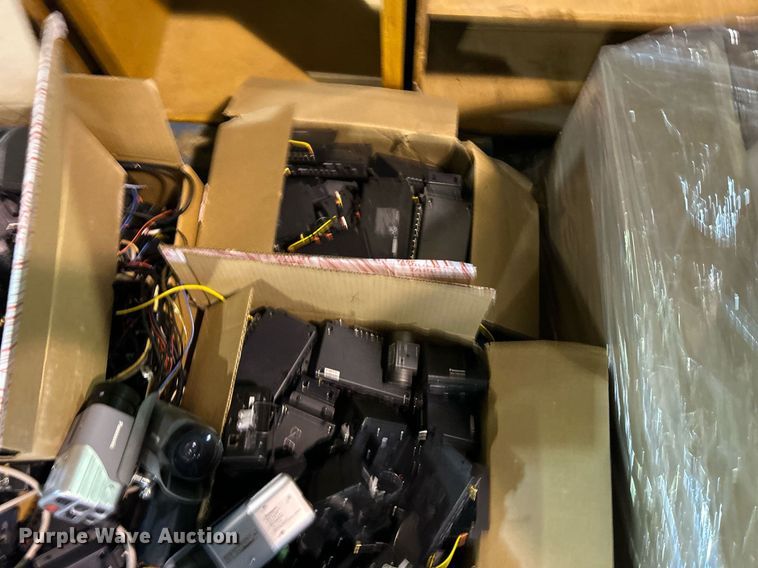 image for item OM9161 Electronics