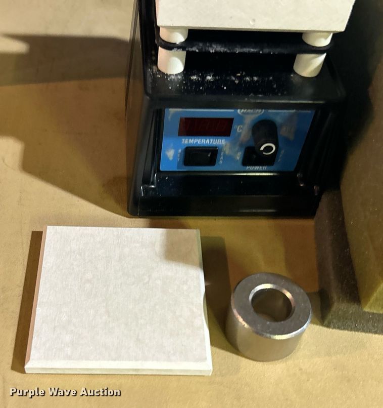 image for item OM9162 Hach Digesdahl Digestion Apparatus water testing equipment