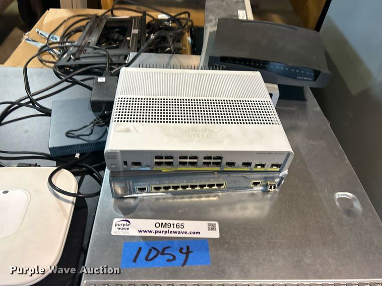 image for item OM9165 Network equipment