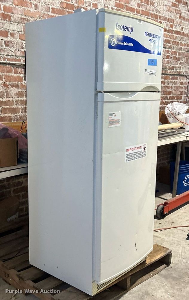 image for item OM9172 Fisher Scientific 13-986-111A flammable storage container