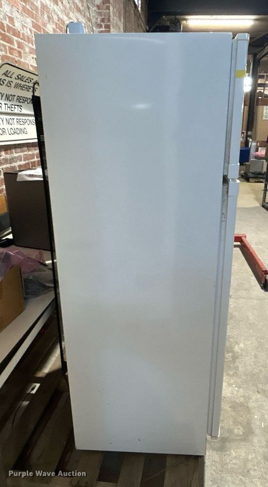 image for item OM9172 Fisher Scientific 13-986-111A flammable storage container