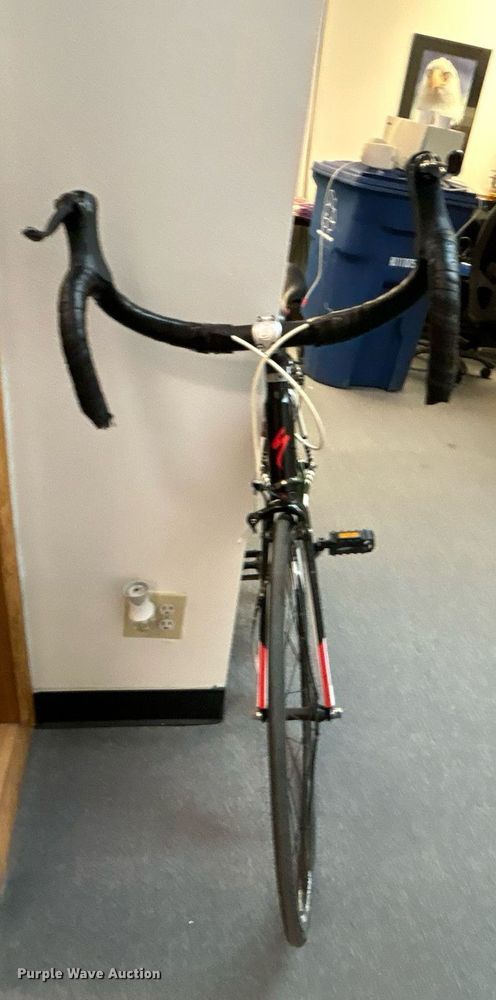 image for item OM9174 Specialized Langster bike