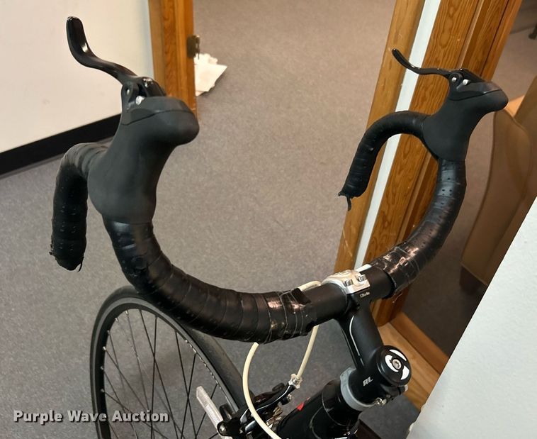 image for item OM9174 Specialized Langster bike