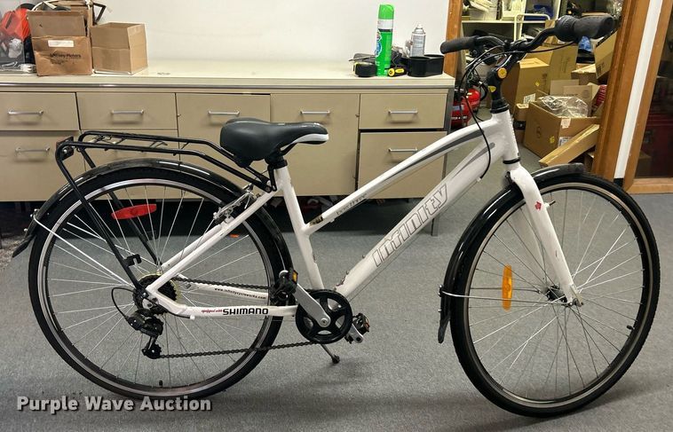 image for item OM9177 Infinity Boss Three Unisex Hybrid bike