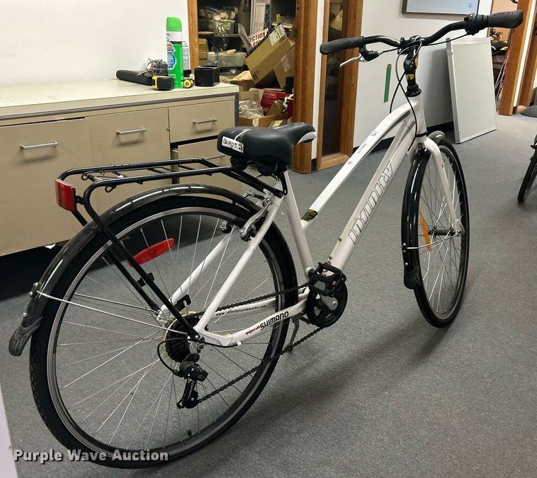 image for item OM9177 Infinity Boss Three Unisex Hybrid bike