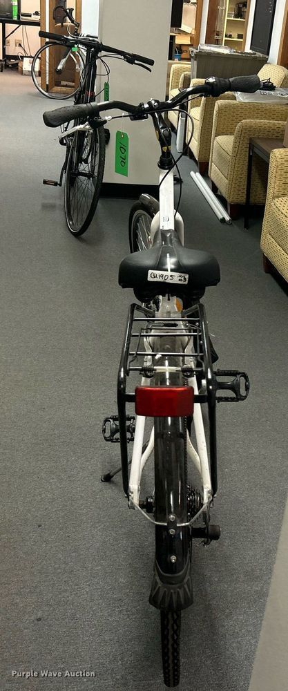 image for item OM9177 Infinity Boss Three Unisex Hybrid bike