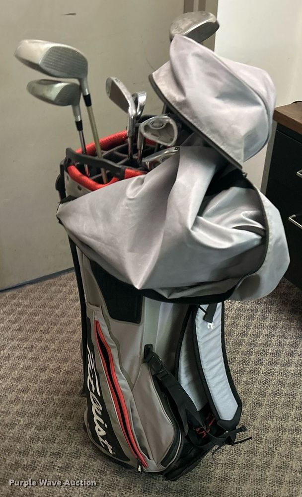 image for item OM9181 Golf clubs