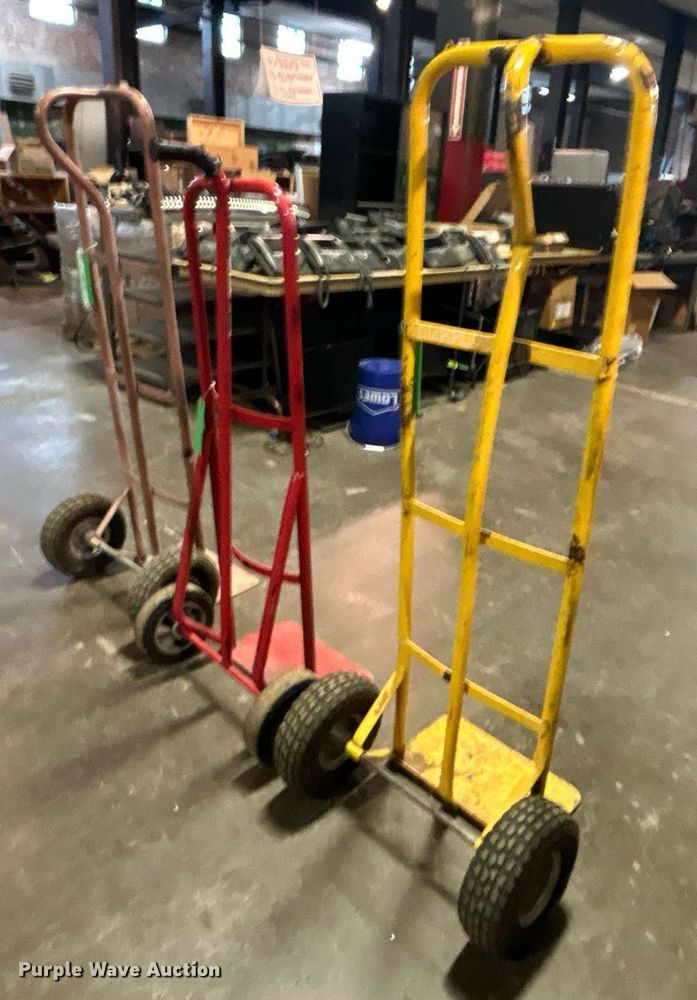 image for item OM9182 (3) dollies