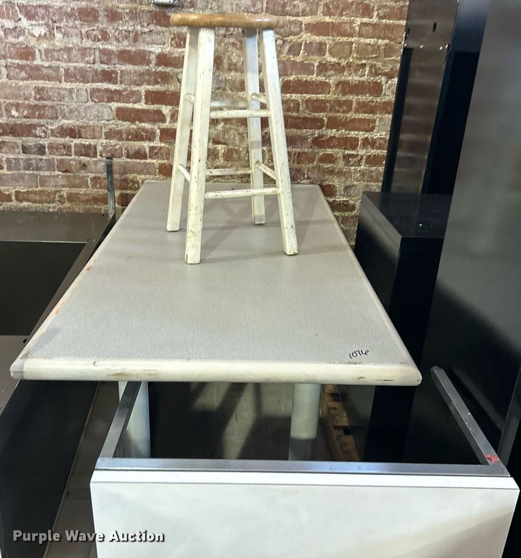 image for item OM9183 Office furniture