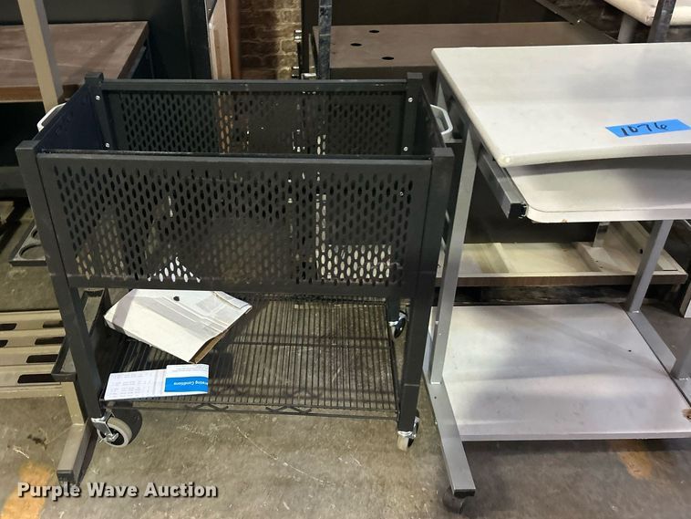 image for item OM9183 Office furniture