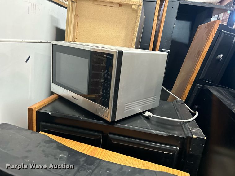 image for item OM9183 Office furniture