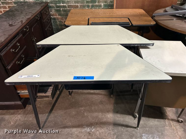 image for item OM9183 Office furniture