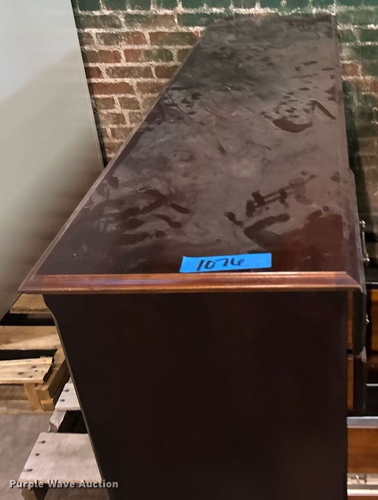 image for item OM9183 Office furniture