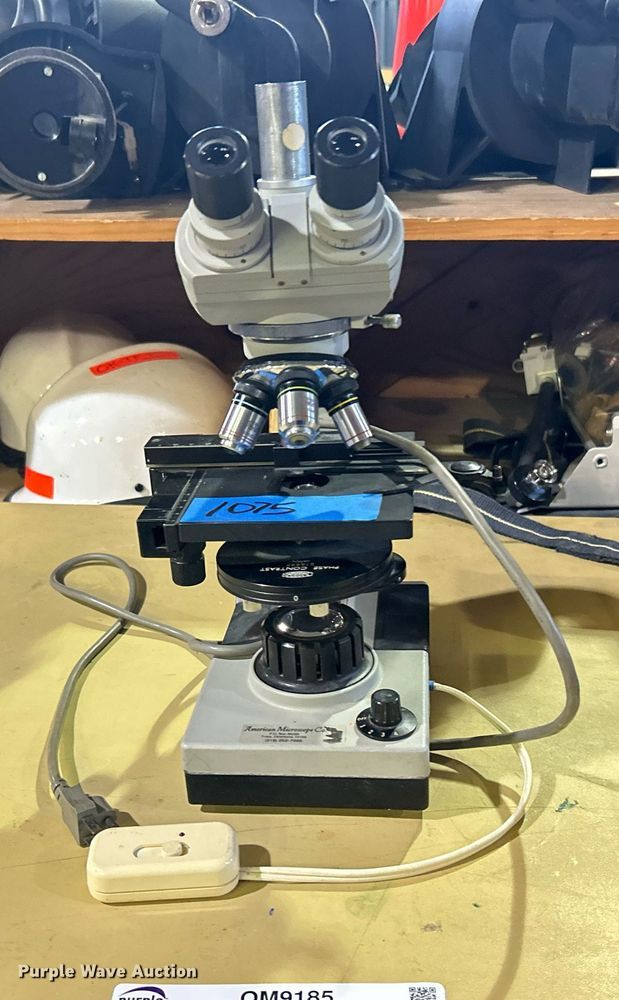 image for item OM9185 Bausch and Lomb microscope