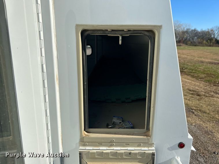 image for item OM9195 Knapheide KC132H2089J  utility topper