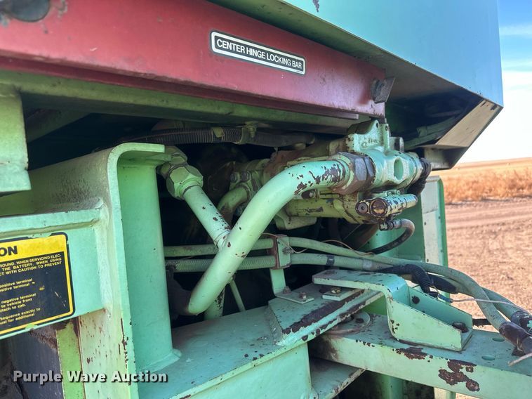 image for item DH1925 1985 Steiger Cougar KR-1280  4WD tractor