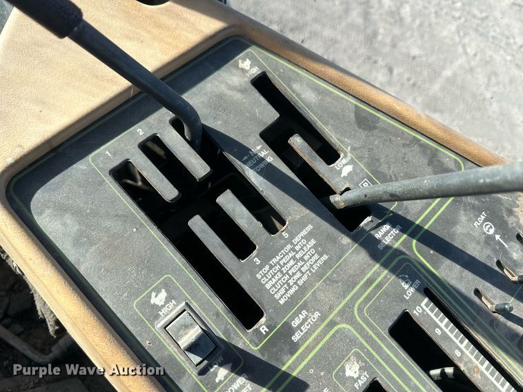 image for item DH1925 1985 Steiger Cougar KR-1280  4WD tractor