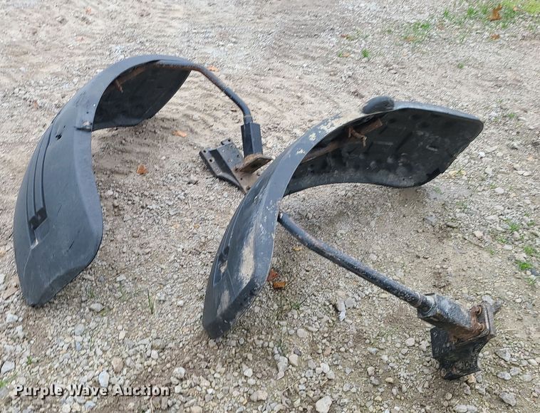 image for item DK4139 John Deere  fenders