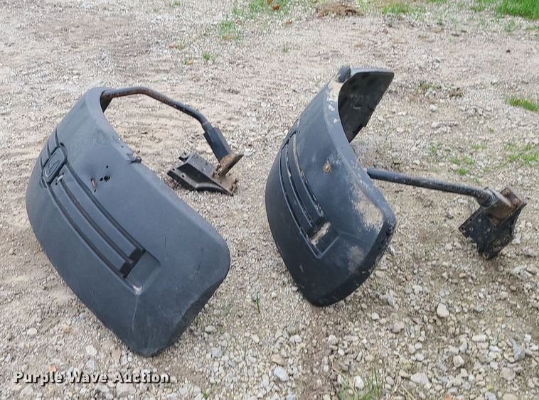 image for item DK4139 John Deere  fenders