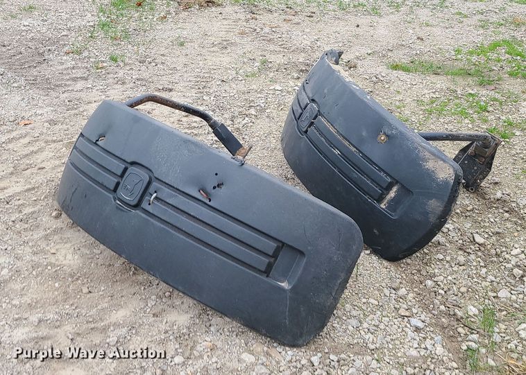 image for item DK4139 John Deere  fenders