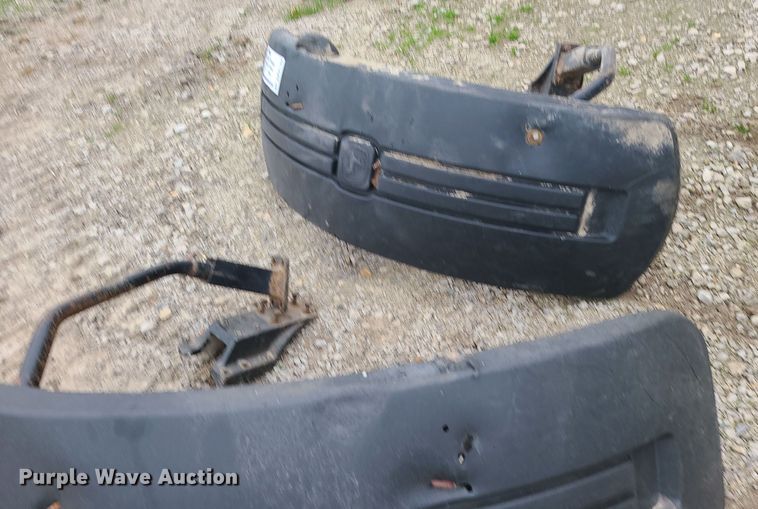 image for item DK4139 John Deere  fenders