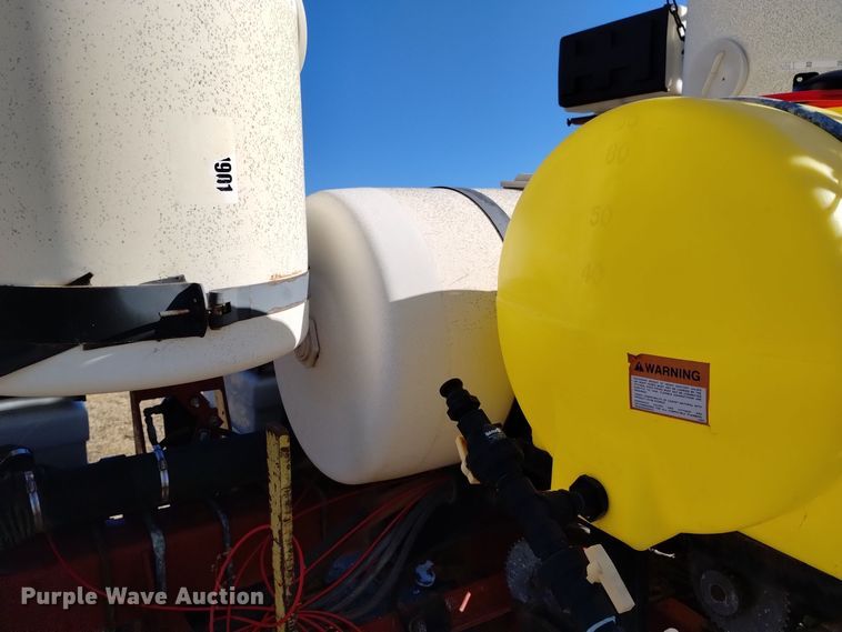 image for item DK8886 White 6128  planter