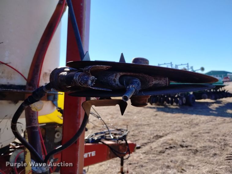 image for item DK8886 White 6128  planter