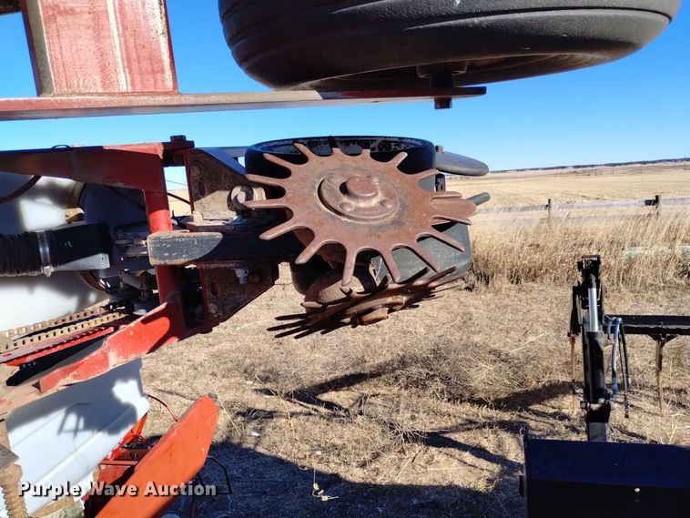 image for item DK8886 White 6128  planter