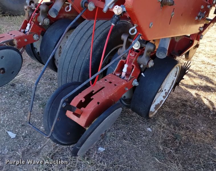 image for item DK8886 White 6128  planter