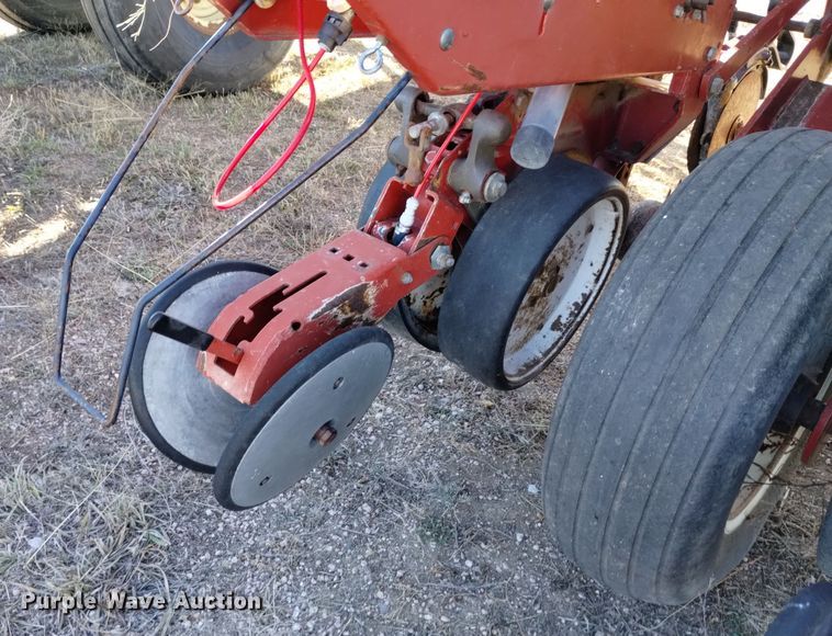 image for item DK8886 White 6128  planter