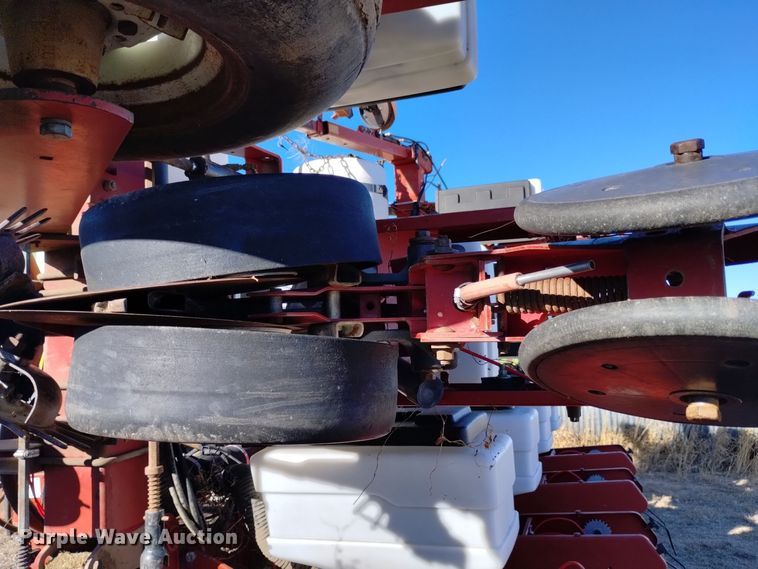 image for item DK8886 White 6128  planter