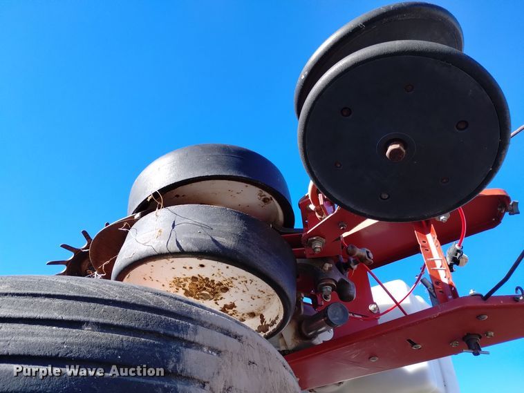 image for item DK8886 White 6128  planter