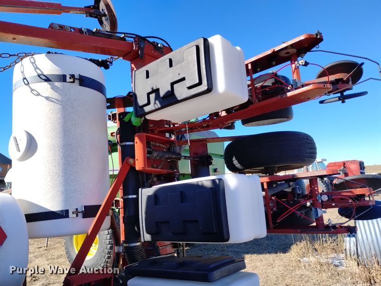 image for item DK8886 White 6128  planter