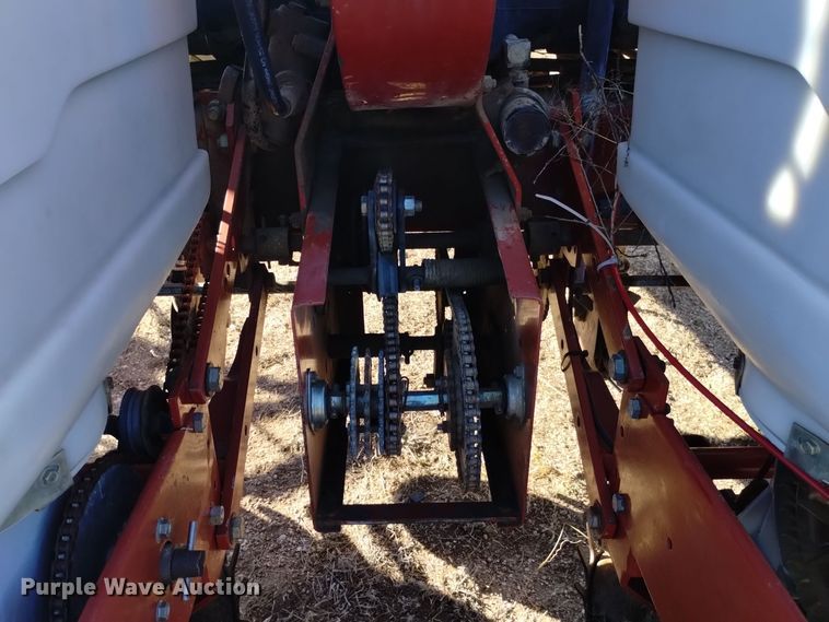 image for item DK8886 White 6128  planter