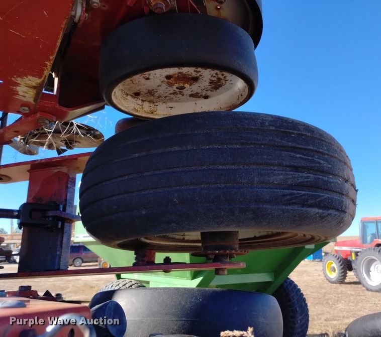 image for item DK8886 White 6128  planter