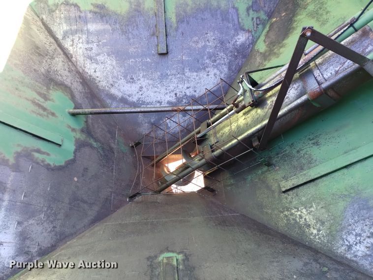 image for item DK8887 A&L 456  grain cart